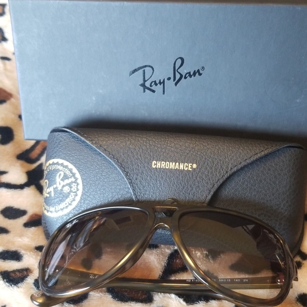 Womens Ray Ban sunglasses